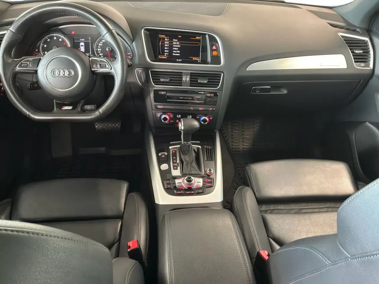 Audi Q5 снимка Audi Q5