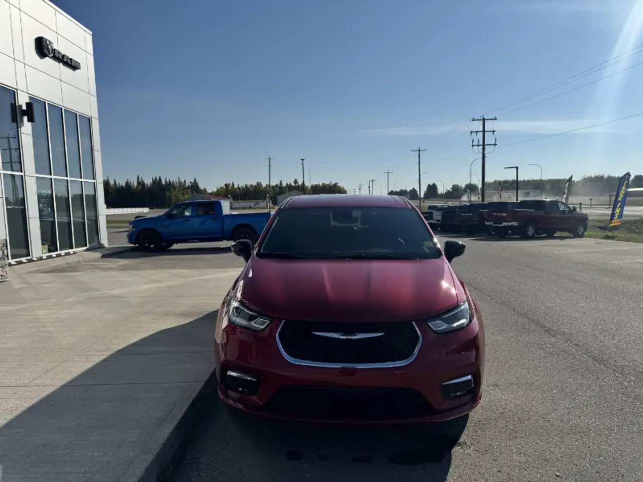 Chrysler Pacifica photo Chrysler Pacifica