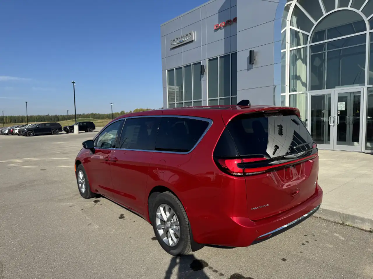 Chrysler Pacifica photo Chrysler Pacifica