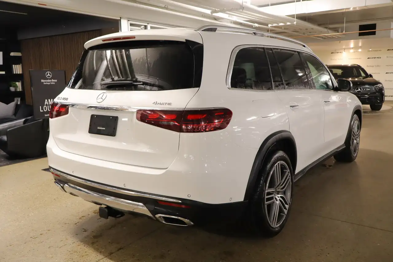 Mercedes-Benz GLS снимка Mercedes-Benz GLS