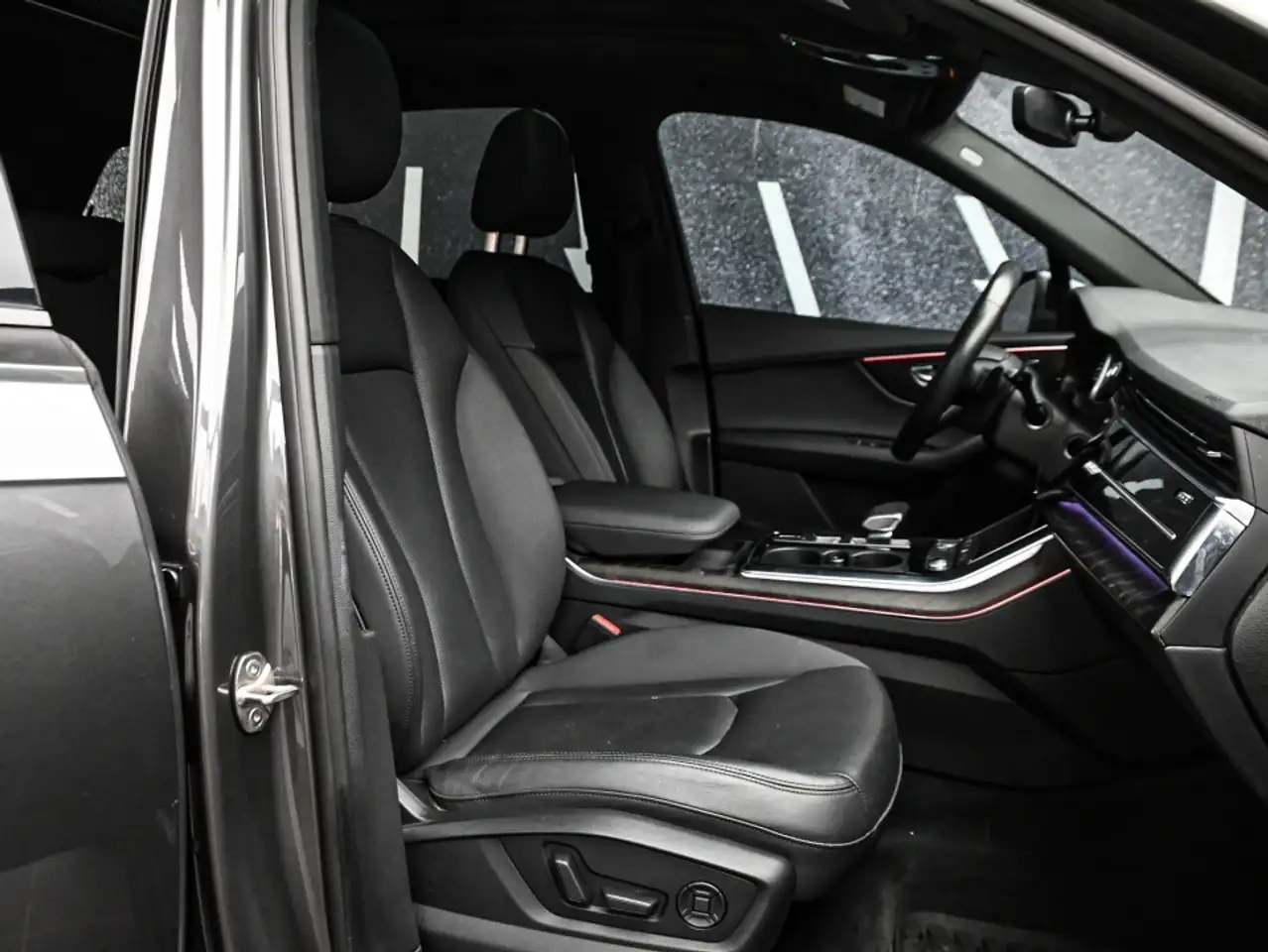 Audi Q7 снимка Audi Q7