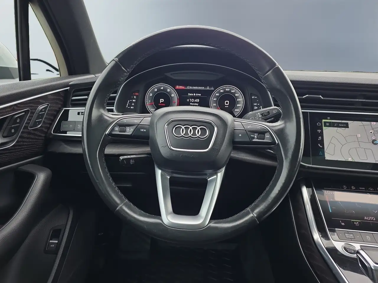 Audi Q7 снимка Audi Q7