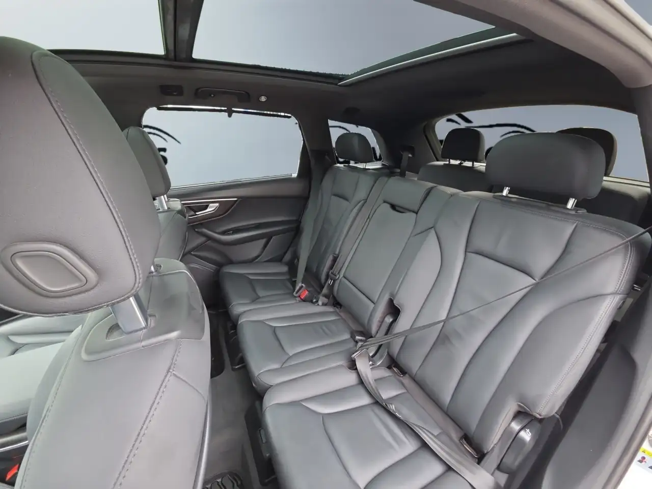 Audi Q7 снимка Audi Q7