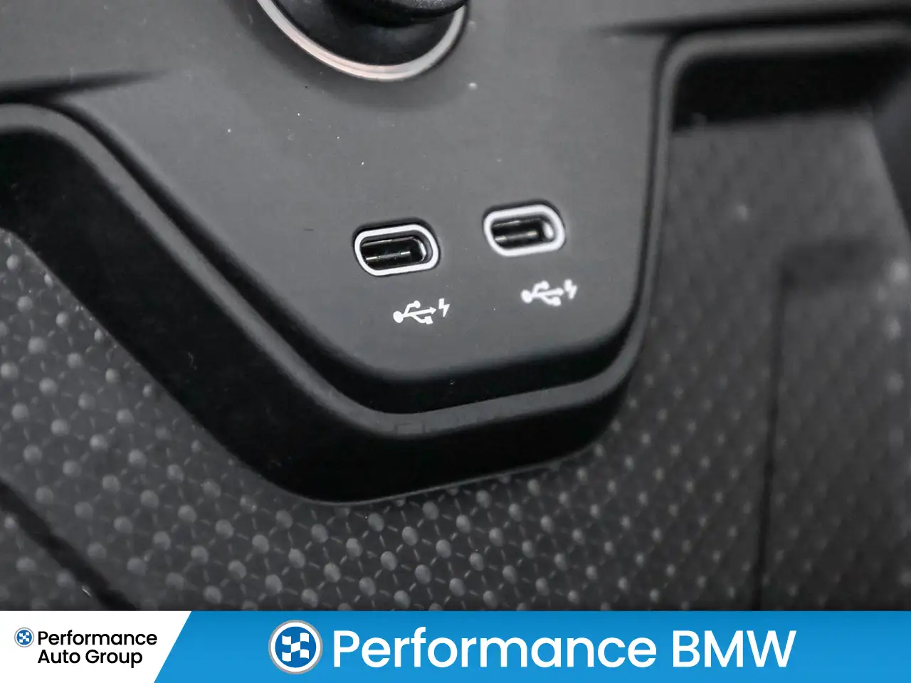 BMW iX снимка BMW iX
