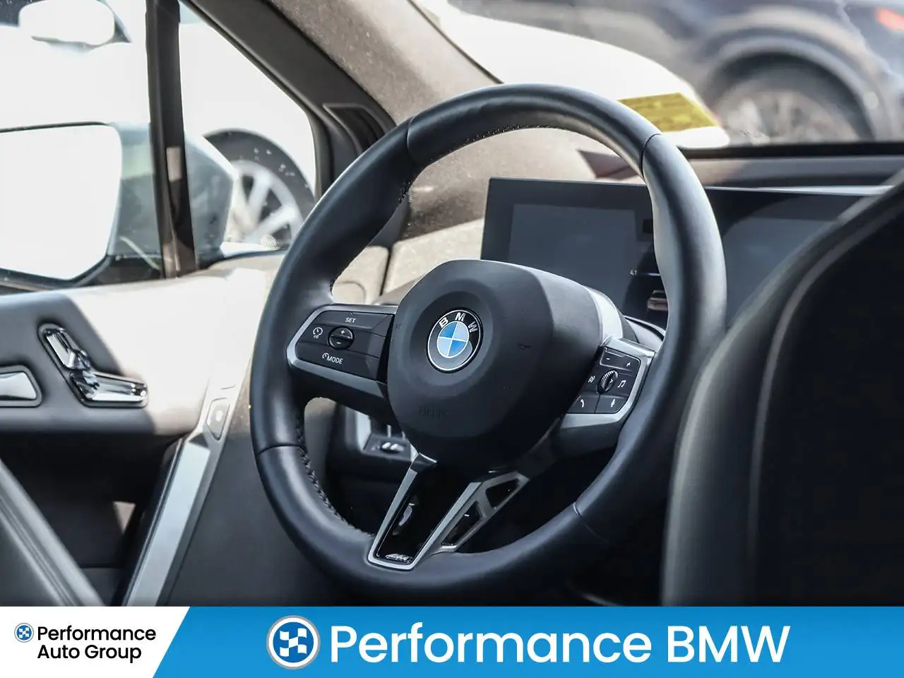 BMW iX photo BMW iX