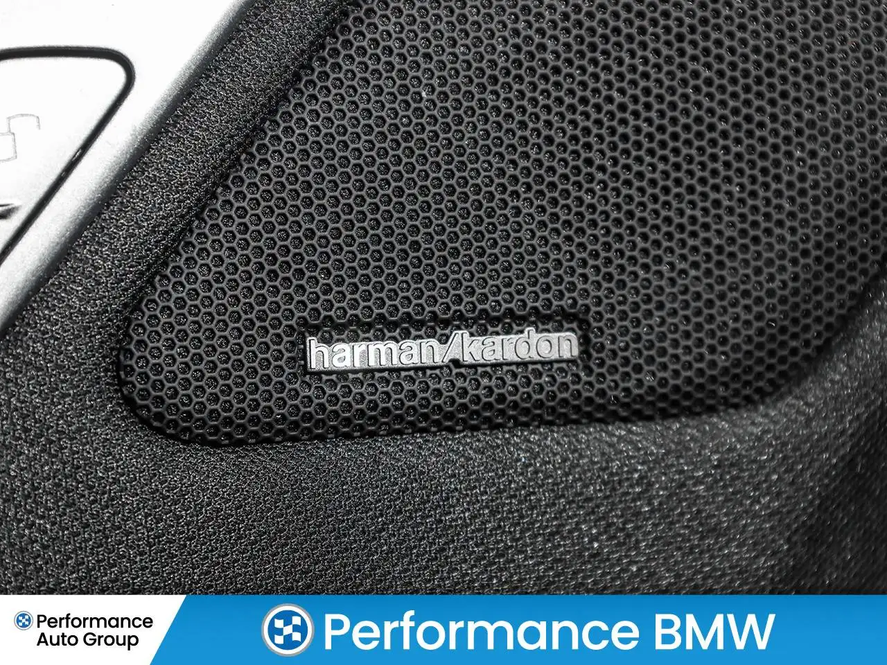 BMW iX photo BMW iX
