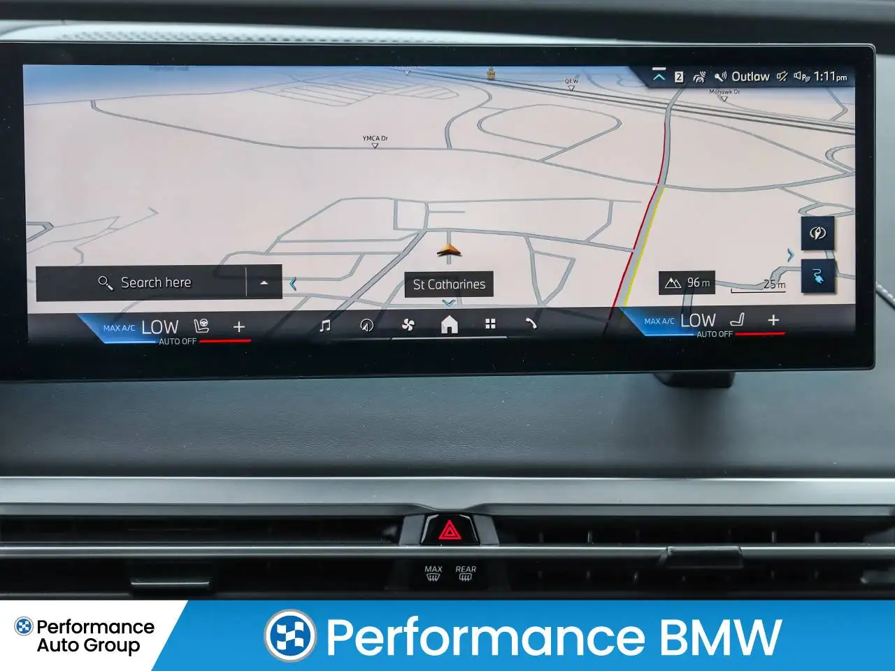 BMW iX photo BMW iX