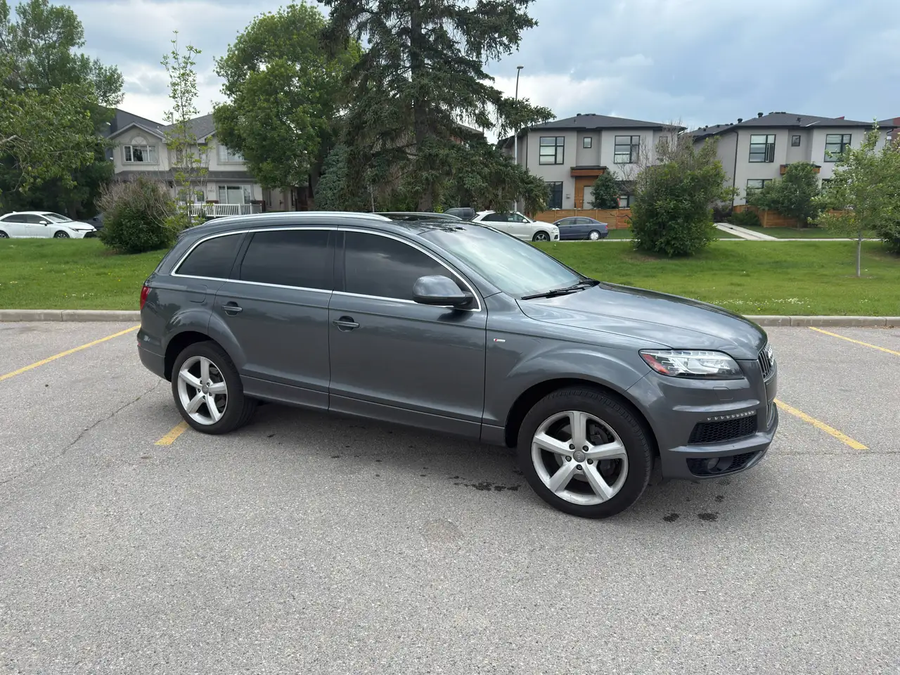 2014 Audi Q7 photo 2014 Audi Q7