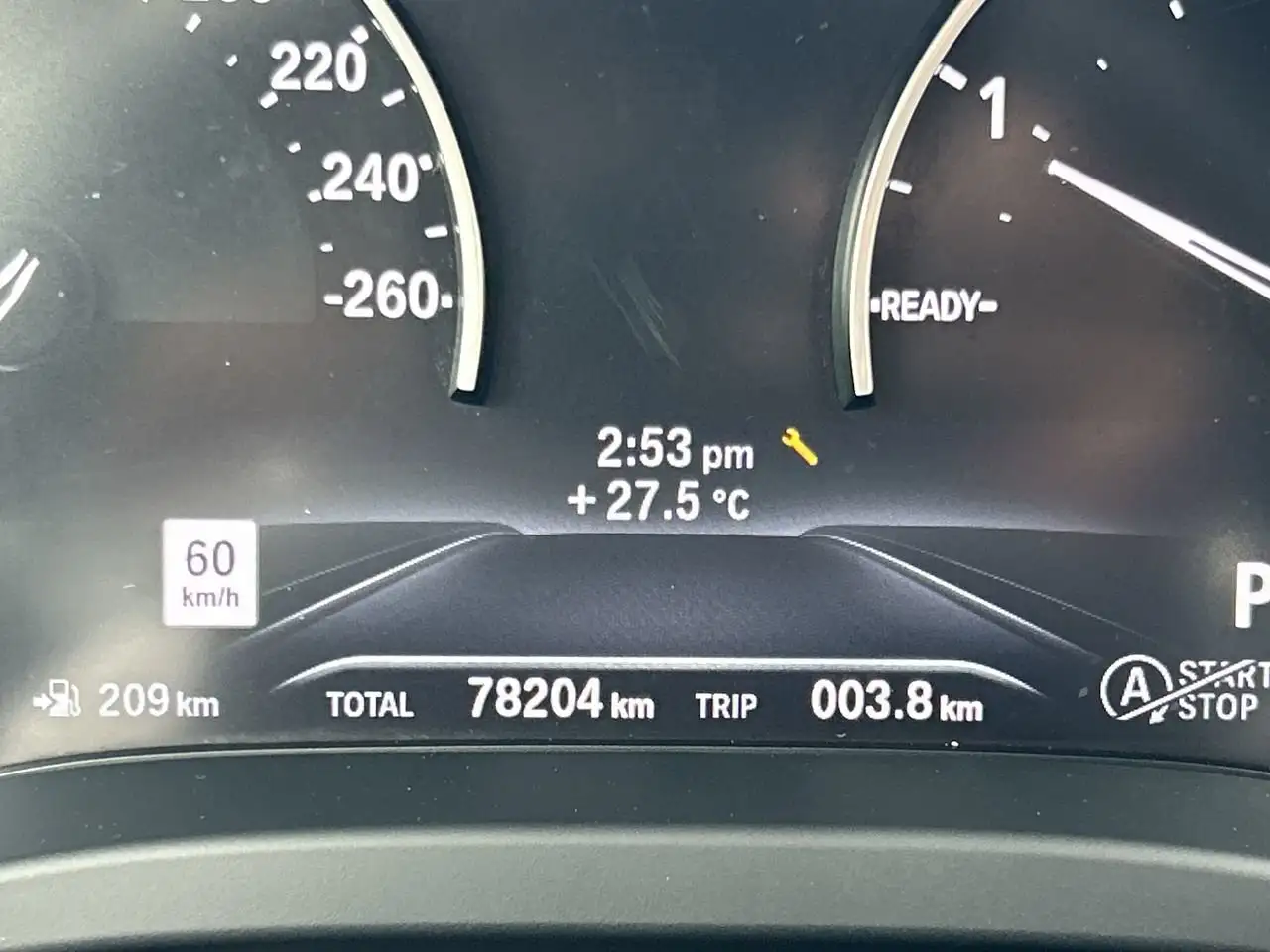BMW X4 photo BMW X4