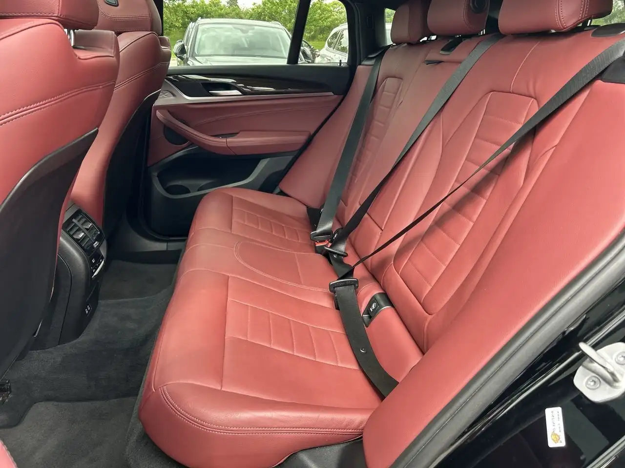 BMW X4 photo BMW X4