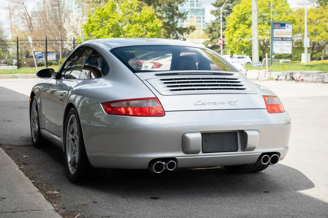Porsche 911 снимка Porsche 911