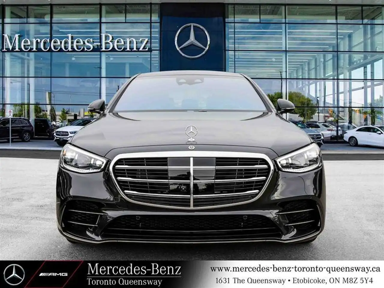 Mercedes-Benz S-Class снимка Mercedes-Benz S-Class