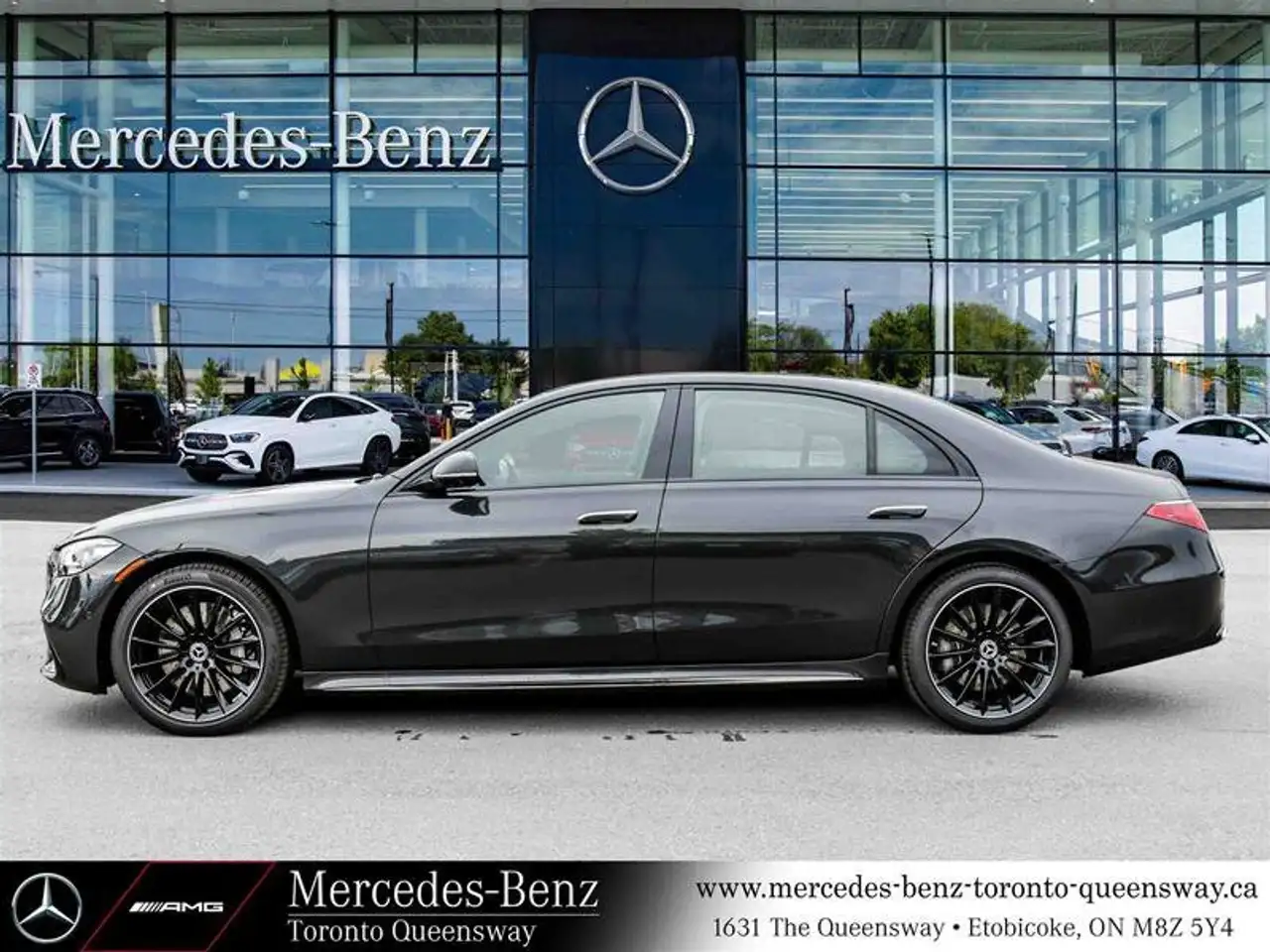 Mercedes-Benz S-Class снимка Mercedes-Benz S-Class