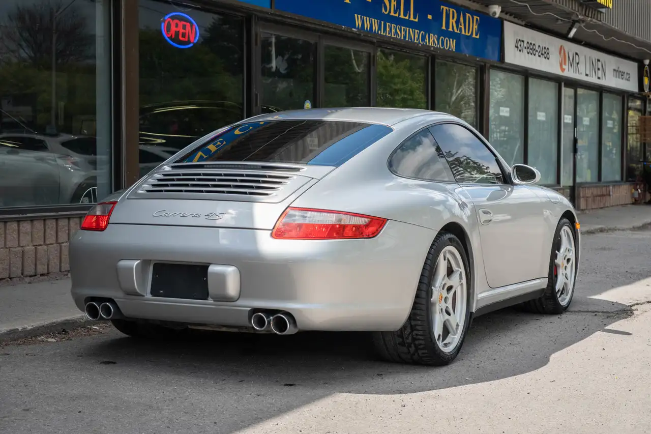 Porsche 911 снимка Porsche 911