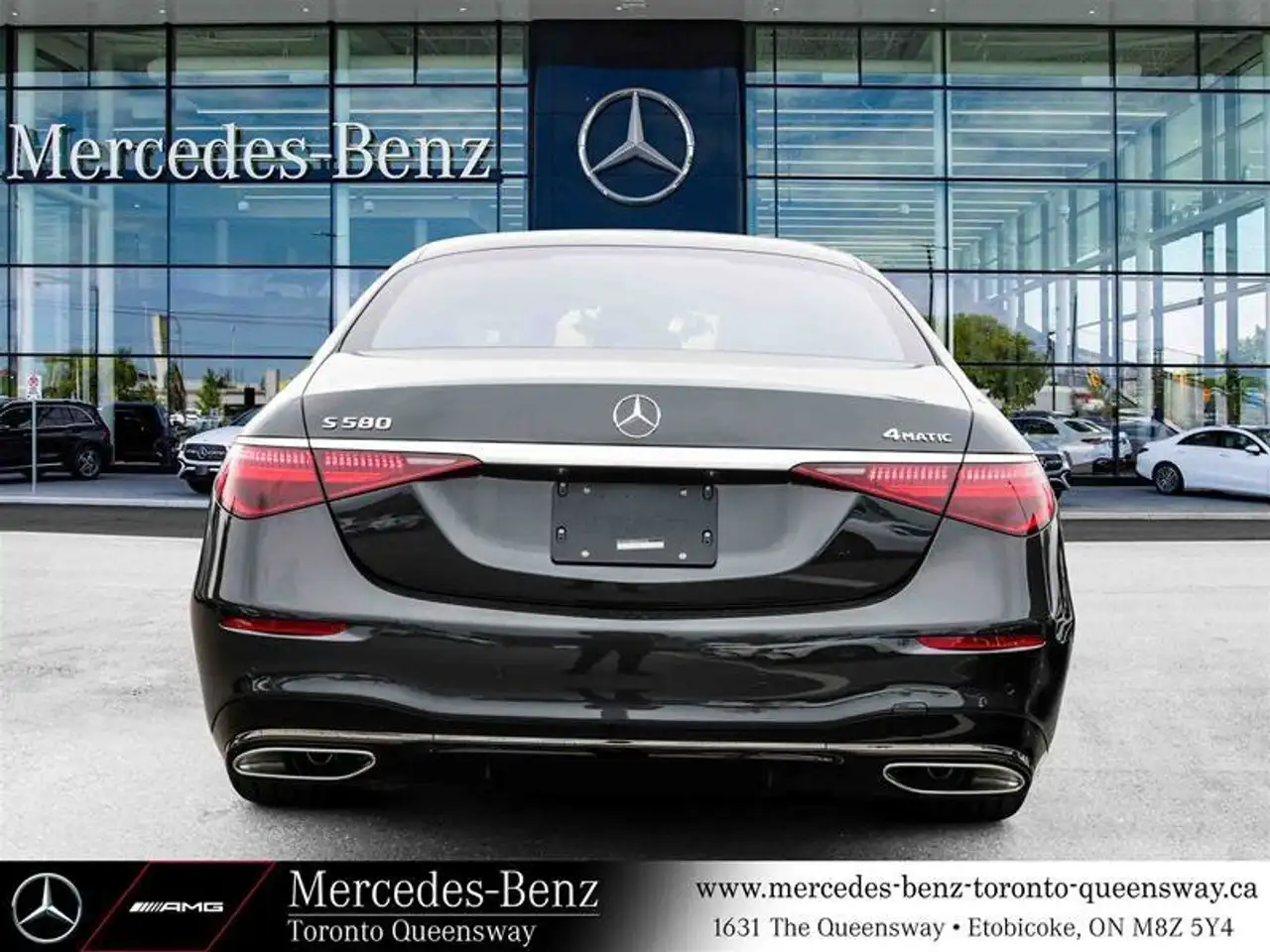 Mercedes-Benz S-Class снимка Mercedes-Benz S-Class