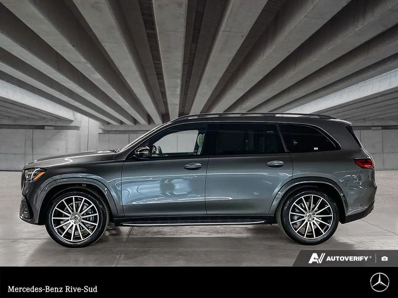 Mercedes-Benz GLS снимка Mercedes-Benz GLS