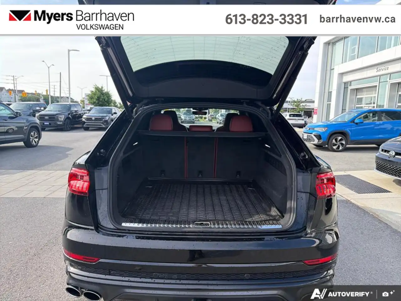 Audi SQ8 снимка Audi SQ8