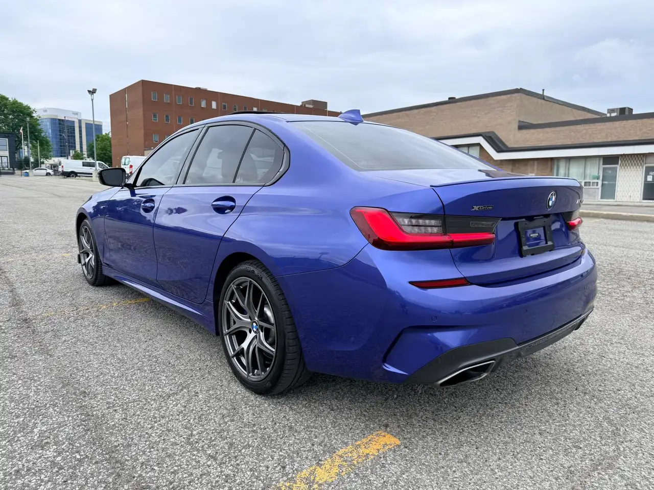 BMW 3 Series photo BMW 3 Series