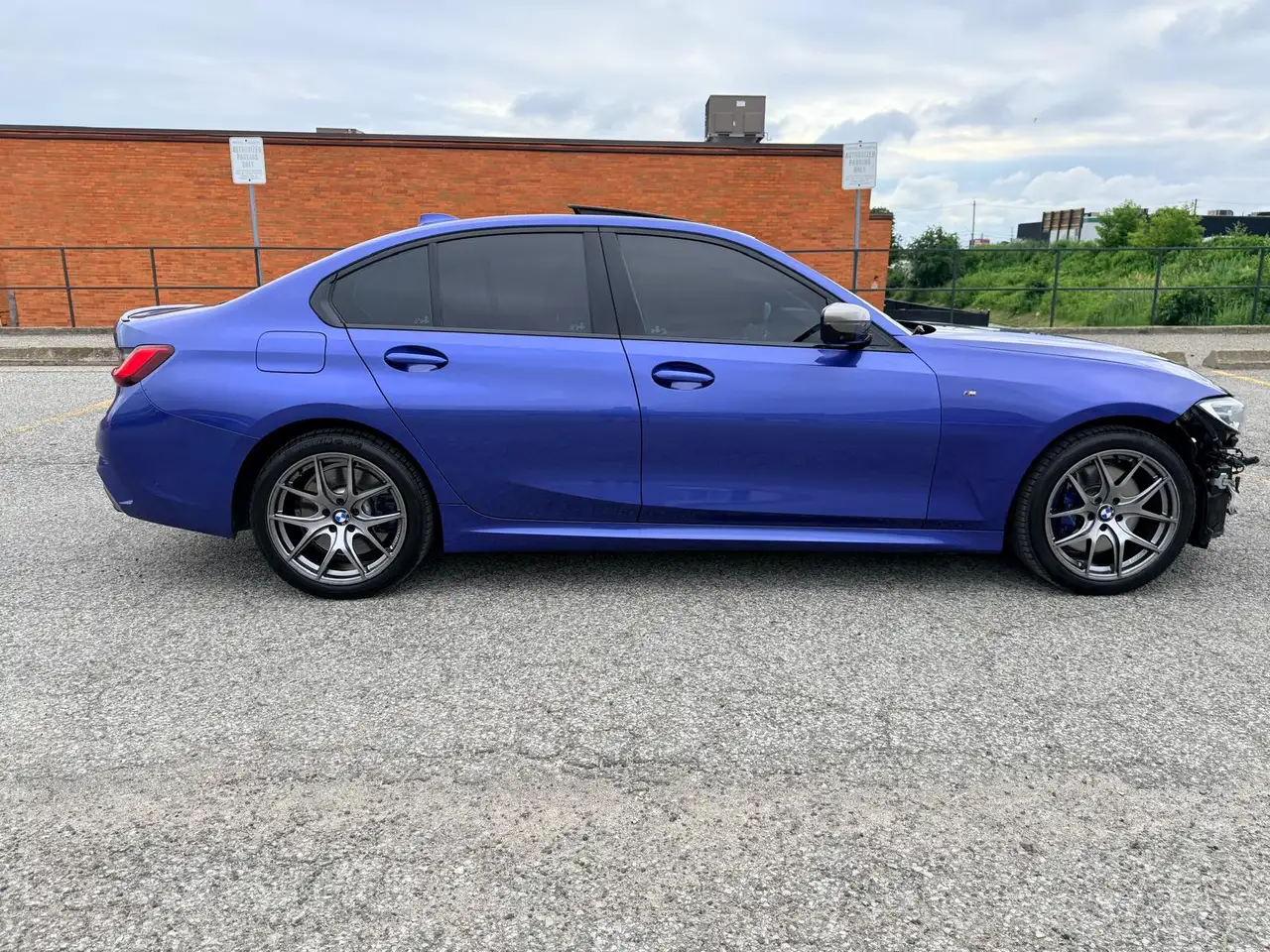 BMW 3 Series photo BMW 3 Series