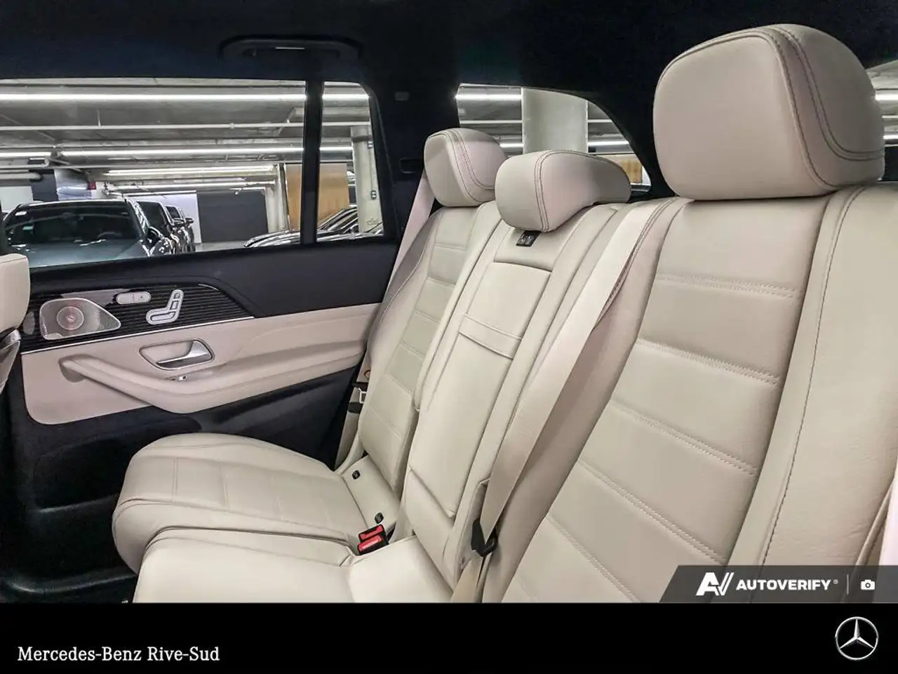 Mercedes-Benz GLS снимка Mercedes-Benz GLS