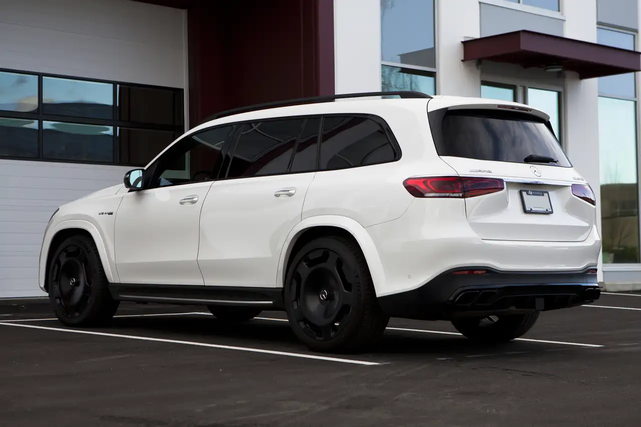 Mercedes-Benz GLS снимка Mercedes-Benz GLS