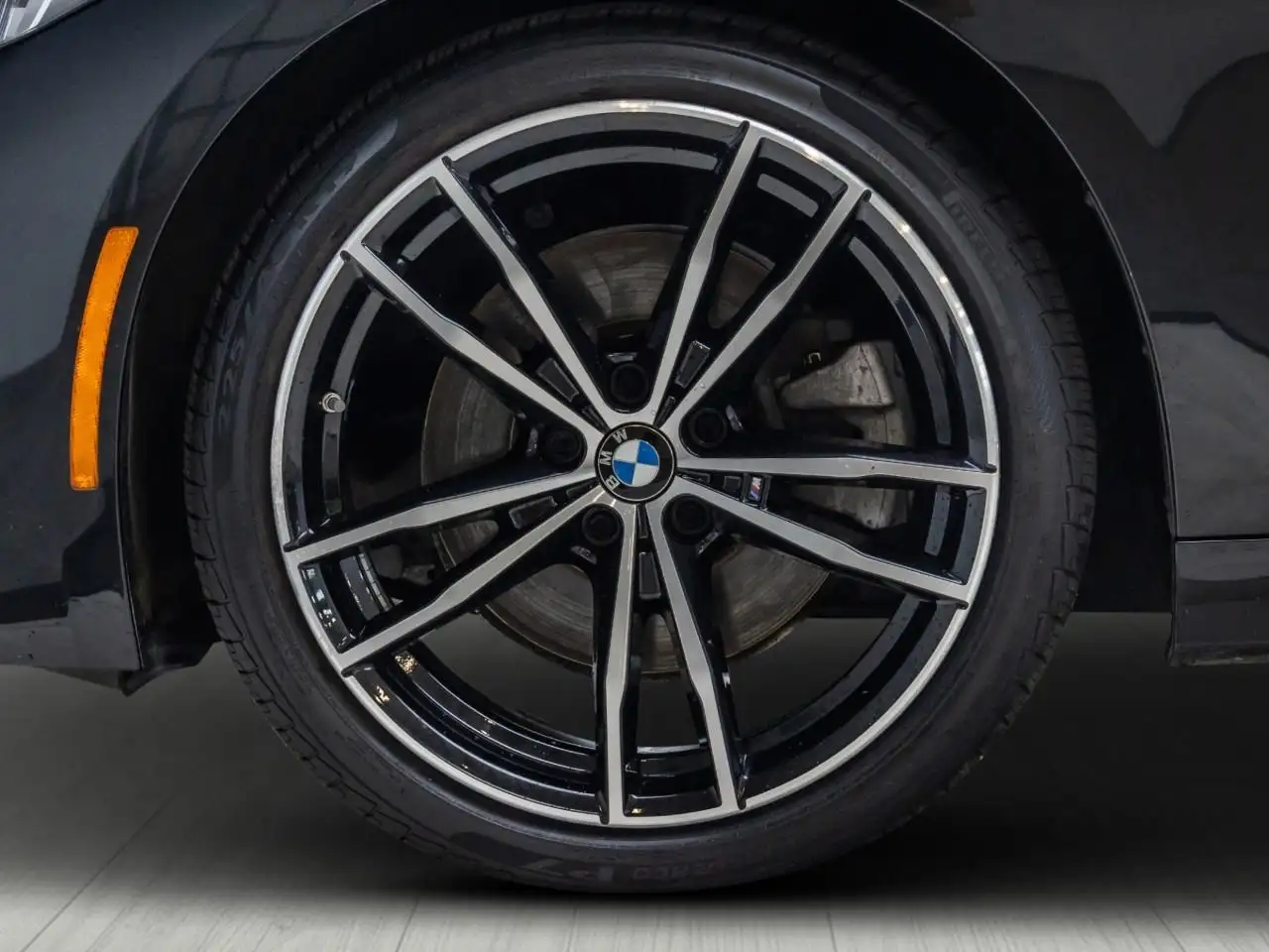 BMW 3 Series photo BMW 3 Series