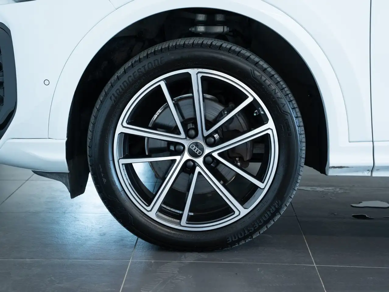 Audi Q5 photo Audi Q5