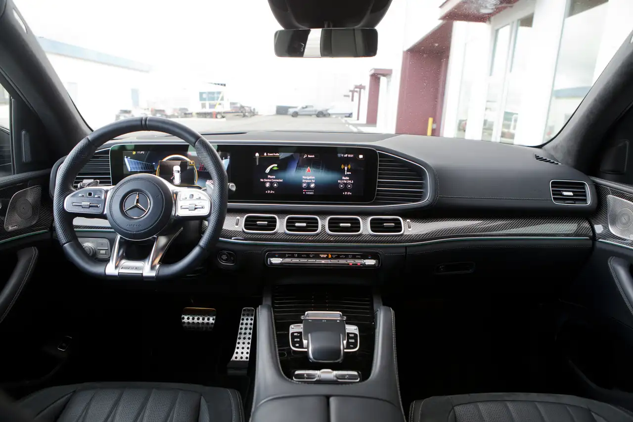 Mercedes-Benz GLS снимка Mercedes-Benz GLS