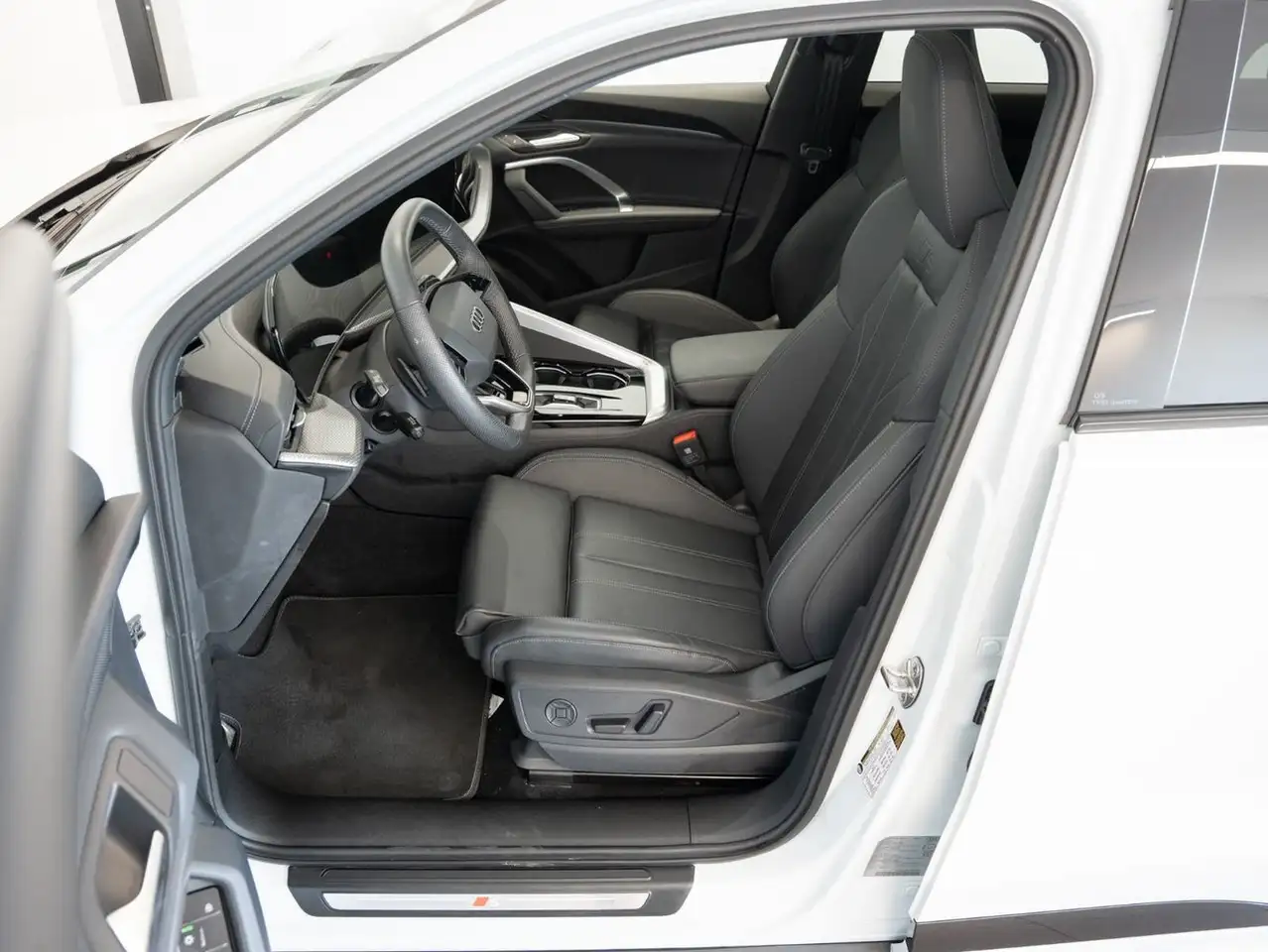 Audi Q5 photo Audi Q5