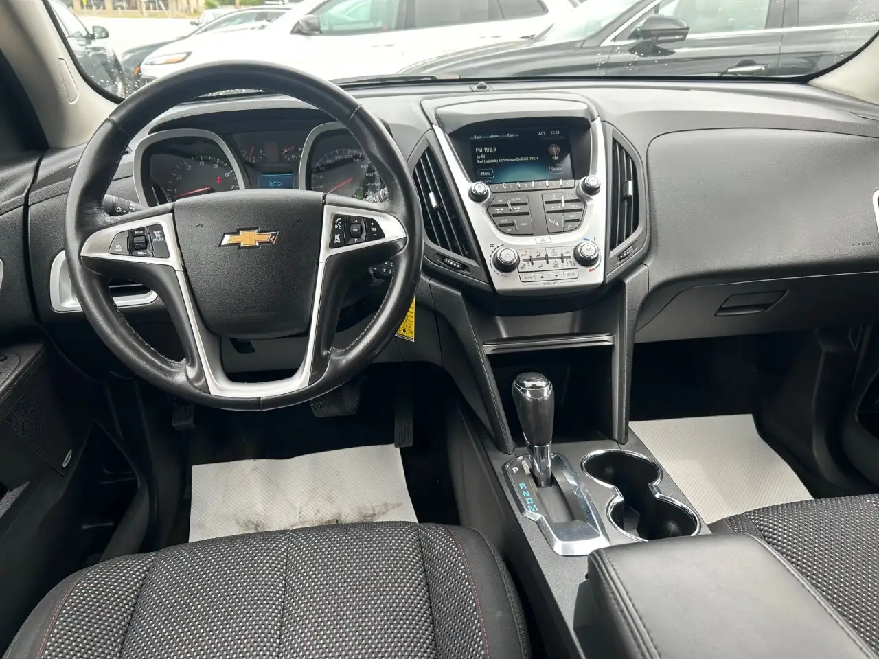 Chevrolet Equinox снимка Chevrolet Equinox
