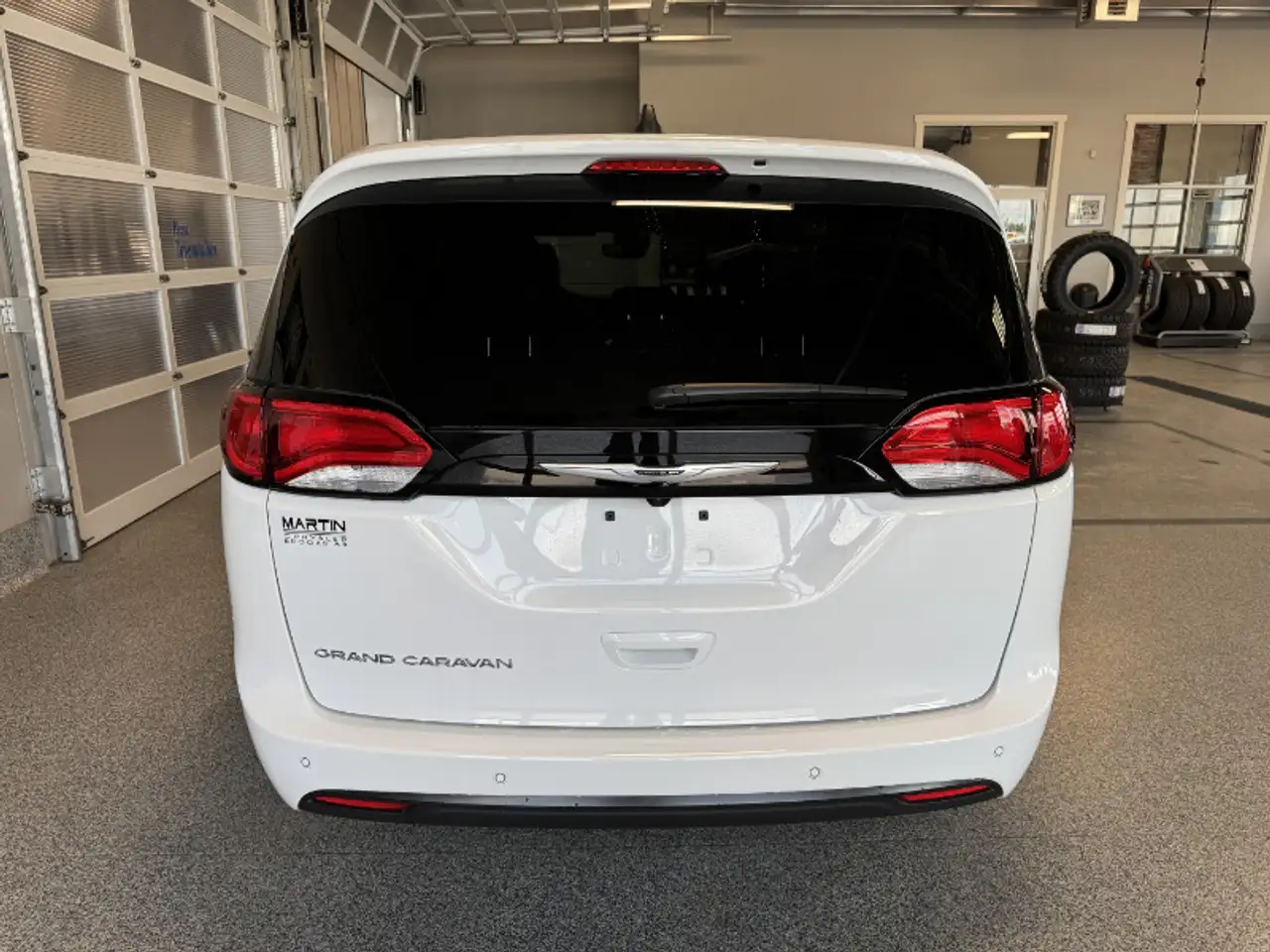 Chrysler Grand Caravan photo Chrysler Grand Caravan