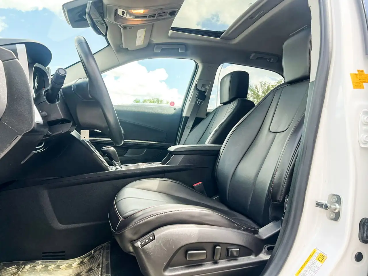 Chevrolet Equinox снимка Chevrolet Equinox