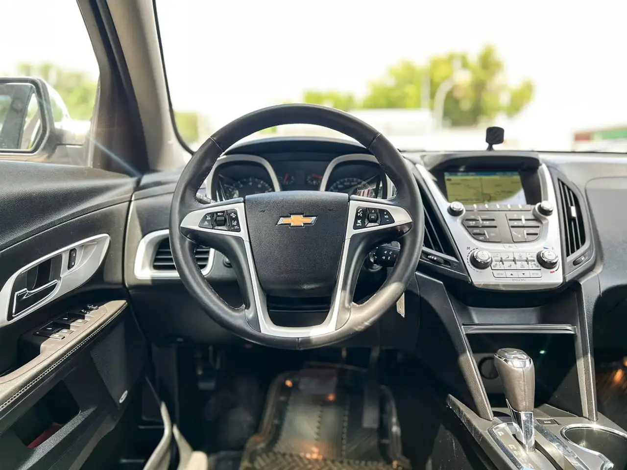 Chevrolet Equinox снимка Chevrolet Equinox