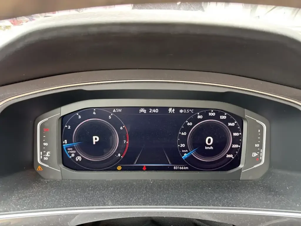 Volkswagen Tiguan снимка Volkswagen Tiguan