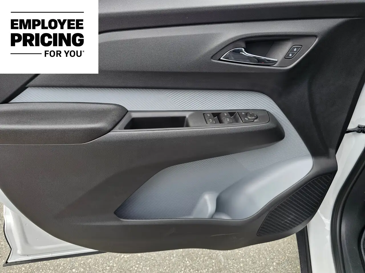 Chevrolet Bolt photo Chevrolet Bolt