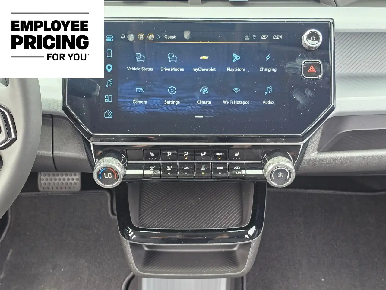 Chevrolet Bolt photo Chevrolet Bolt