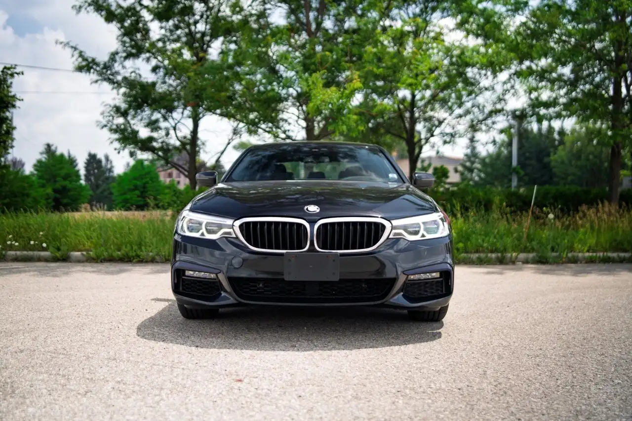 BMW 5 Series fotografie BMW 5 Series