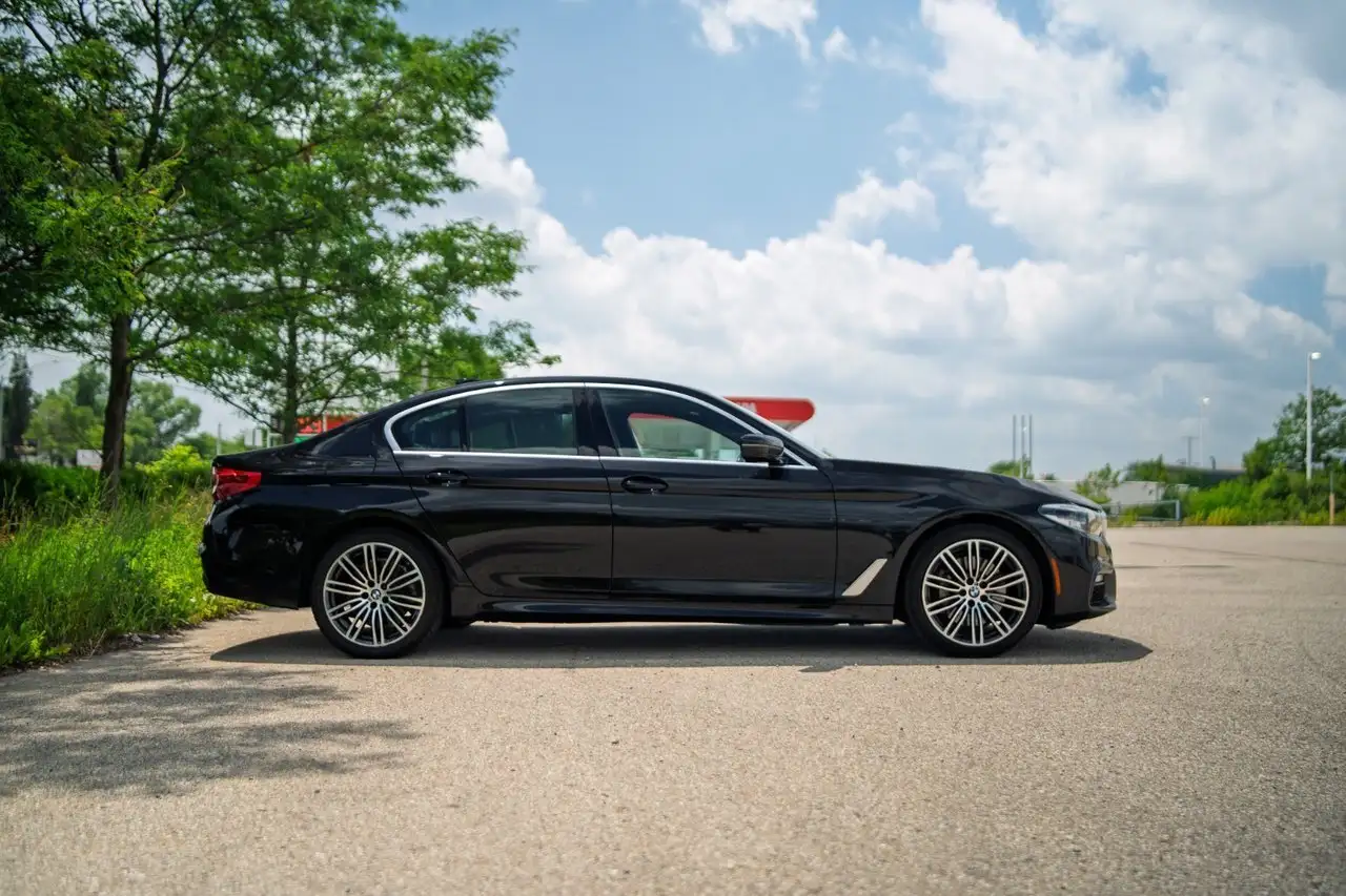 BMW 5 Series fotografie BMW 5 Series