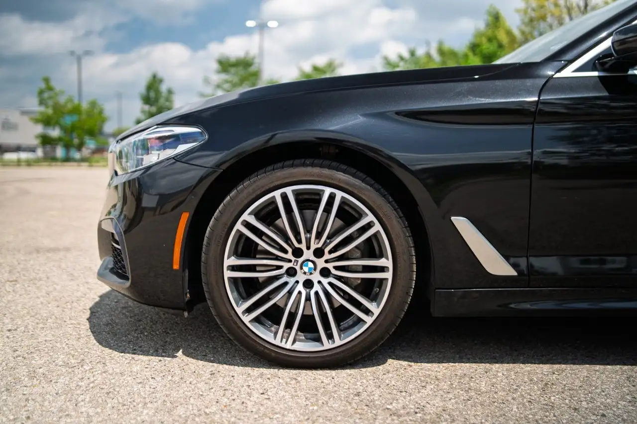 BMW 5 Series fotografie BMW 5 Series