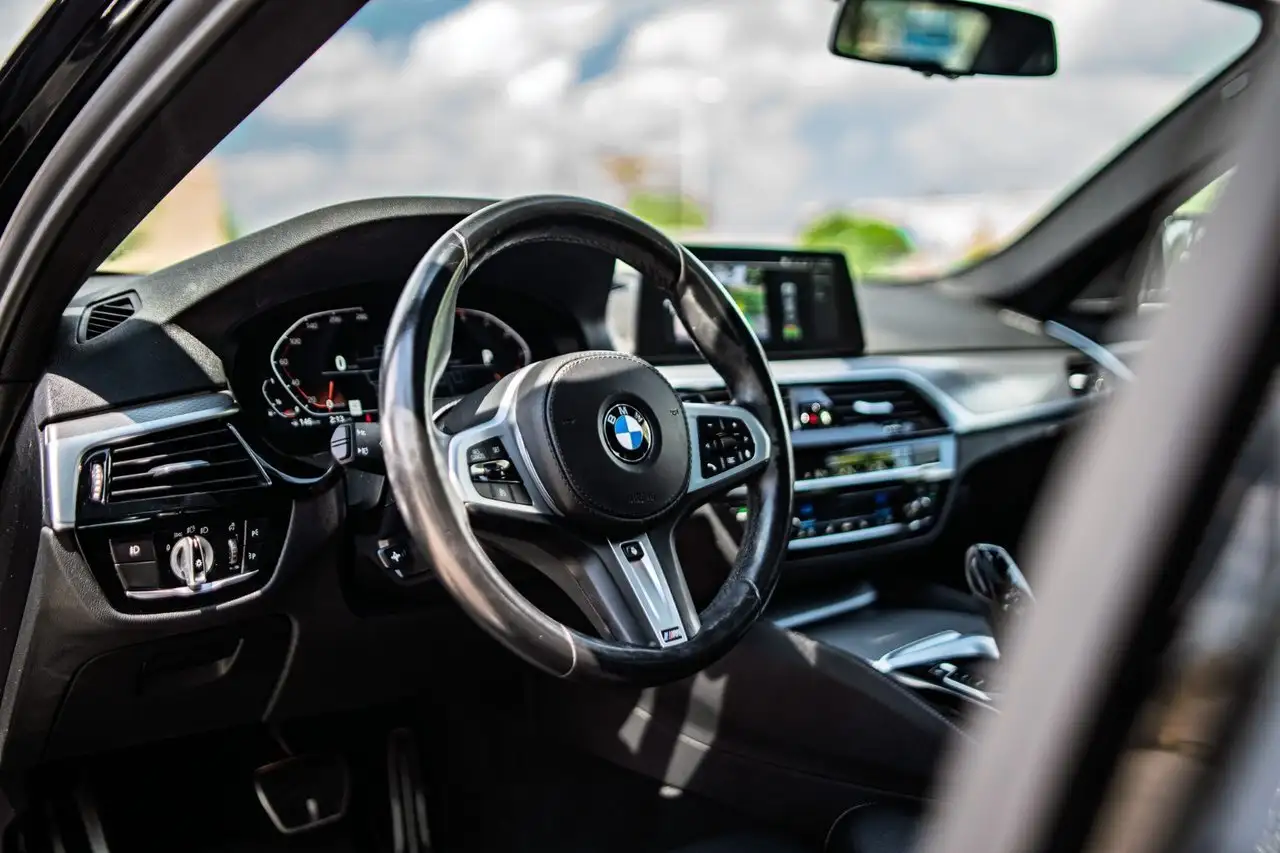 BMW 5 Series fotografie BMW 5 Series