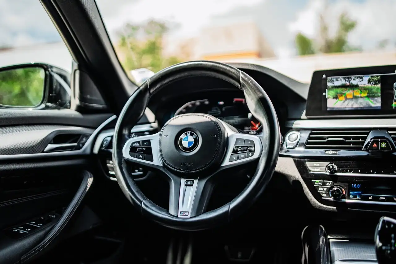 BMW 5 Series fotografie BMW 5 Series
