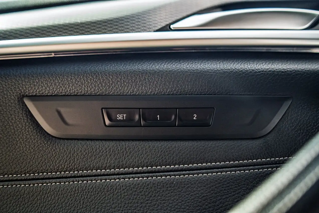 BMW 5 Series fotografie BMW 5 Series