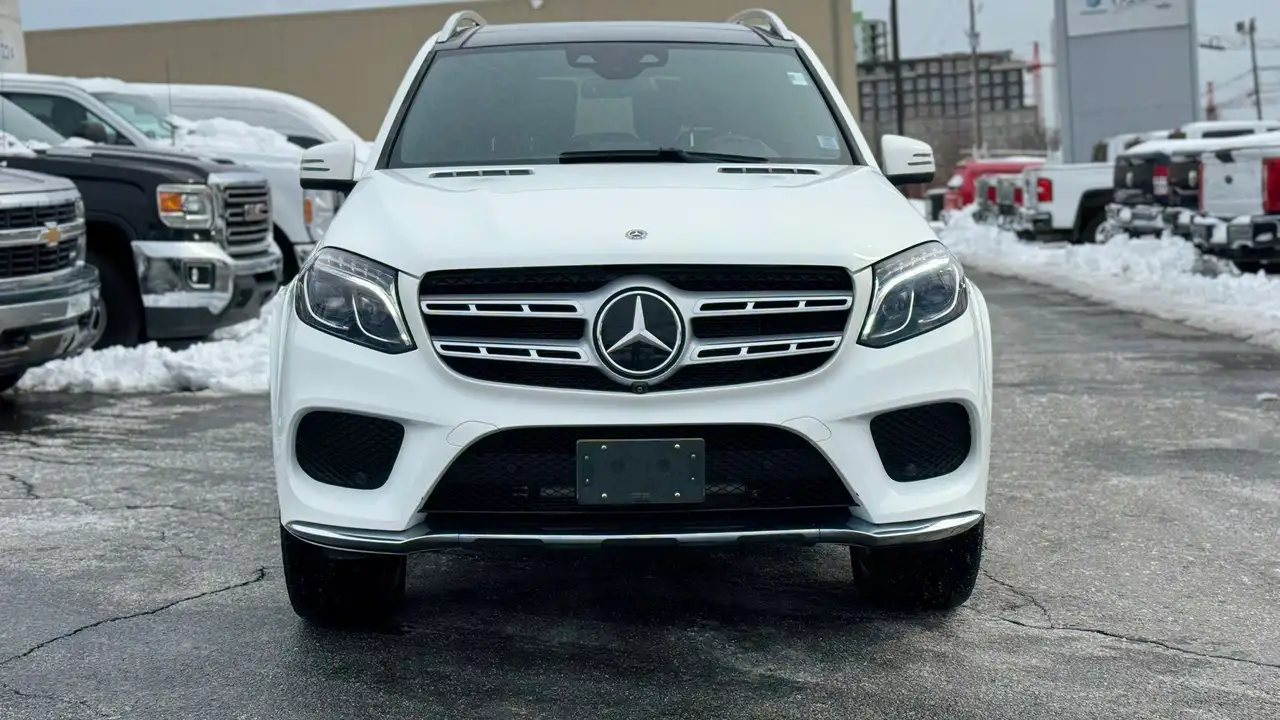 Mercedes-Benz GLS снимка Mercedes-Benz GLS