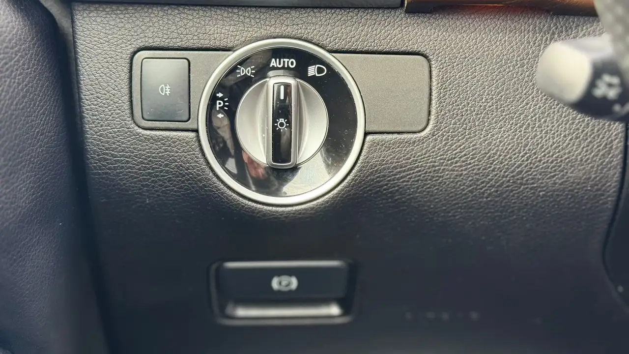 Mercedes-Benz GLS снимка Mercedes-Benz GLS