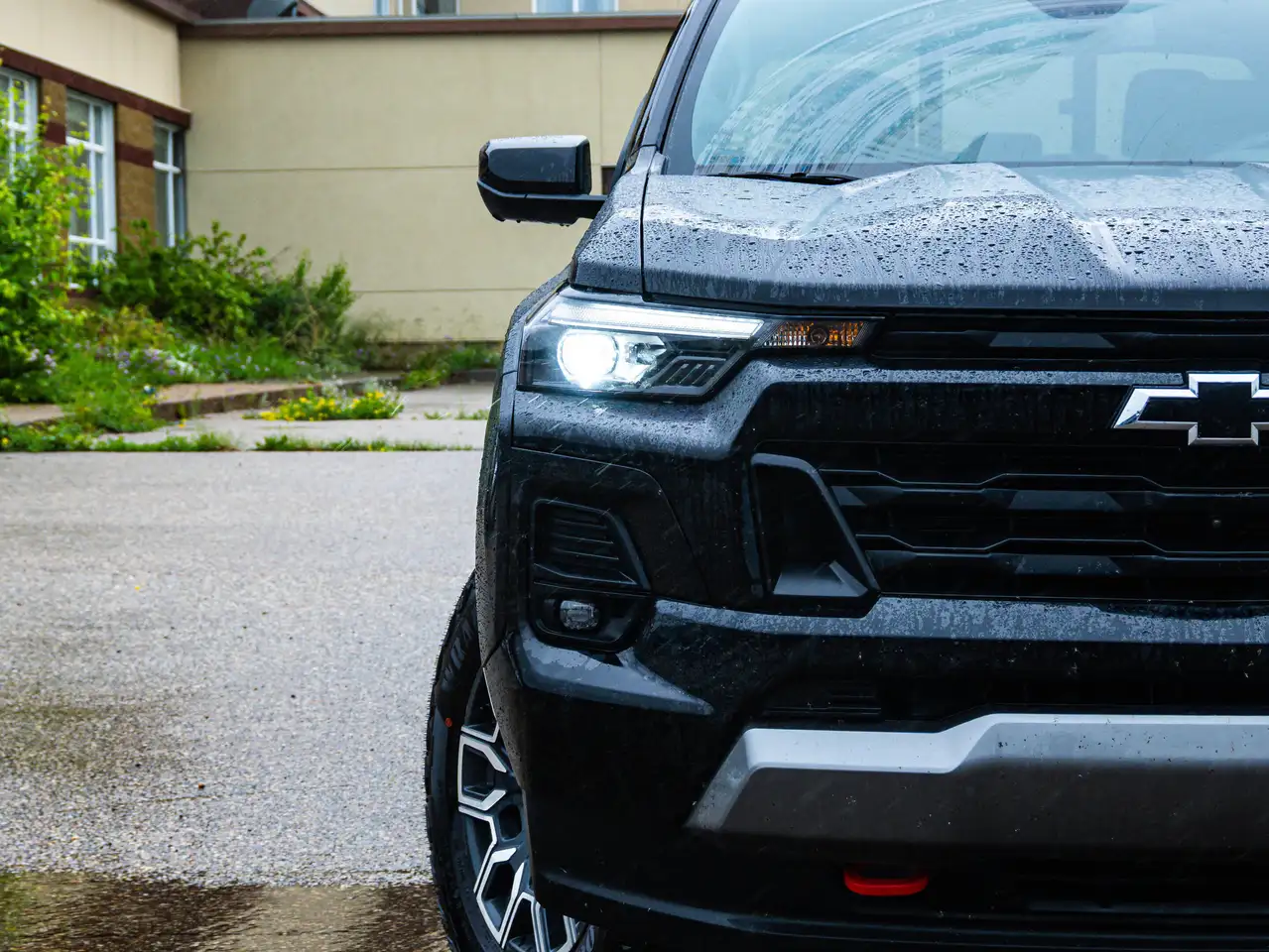 Chevrolet Colorado снимка Chevrolet Colorado