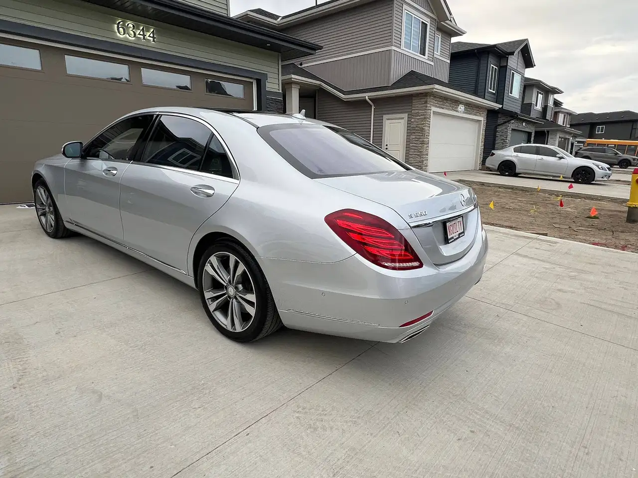 Mercedes-Benz S-Class снимка Mercedes-Benz S-Class