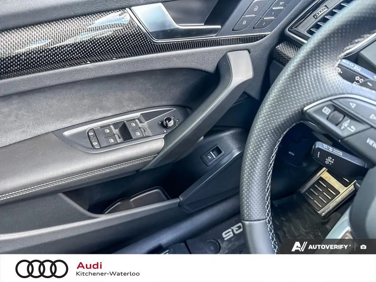 Audi SQ5 снимка Audi SQ5
