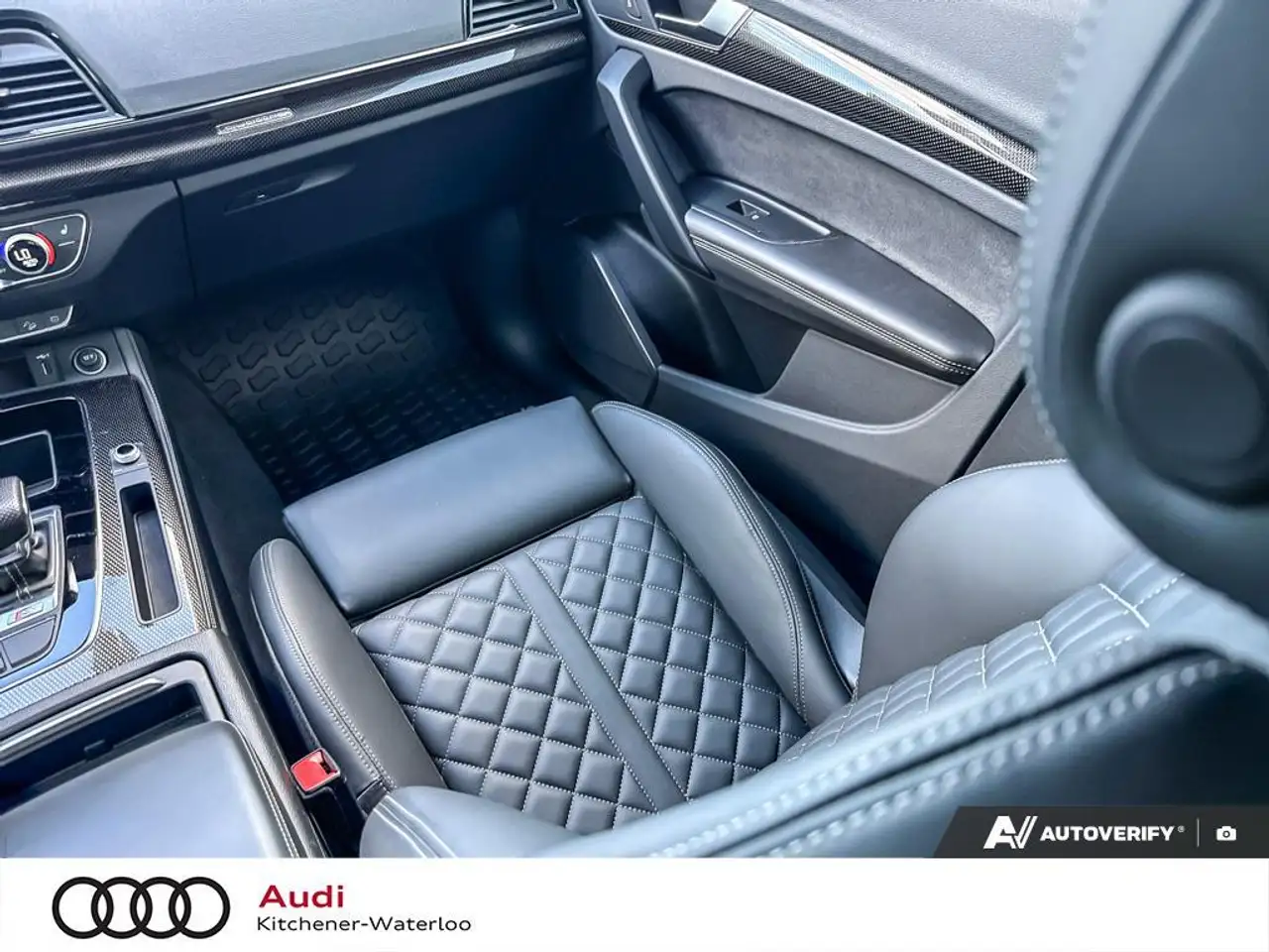 Audi SQ5 снимка Audi SQ5