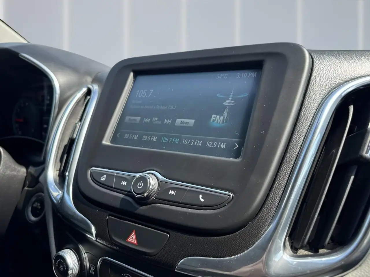 Chevrolet Equinox photo Chevrolet Equinox