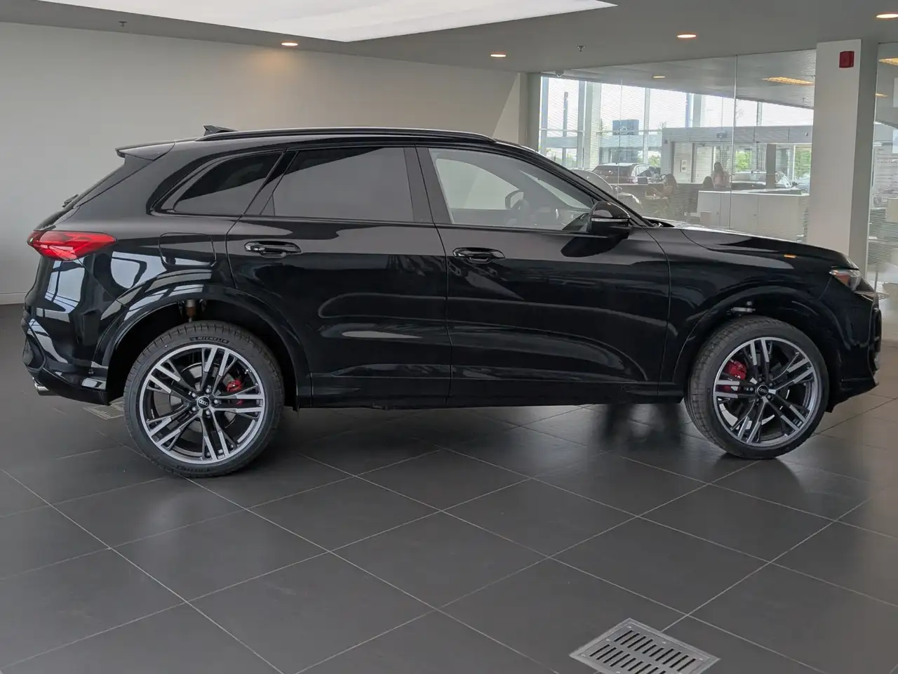 Audi SQ5 photo Audi SQ5